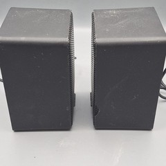Vtg Realistic Minimus 3.5 Speakers 15W Input 8 Ohms 40-1996A Untested 3.5″ X 5″