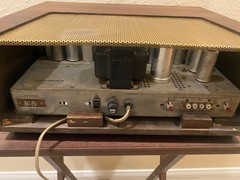 The Fisher Model FM- 100-B FM Tube Stereo Tuner (Required Restoration )