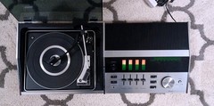 Vintage PHILCO / FORD Model : M4780 Combo FM / AM Radio Turntable System