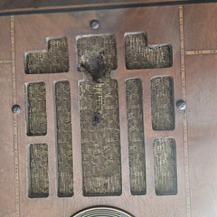 RARE Antique Silver Marshall All World 5 Walnut Tombstone Art Deco Radio