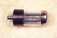 One, Mullard 5AR4 GZ34, fat base, dual getter, no notch, f31, 1959
