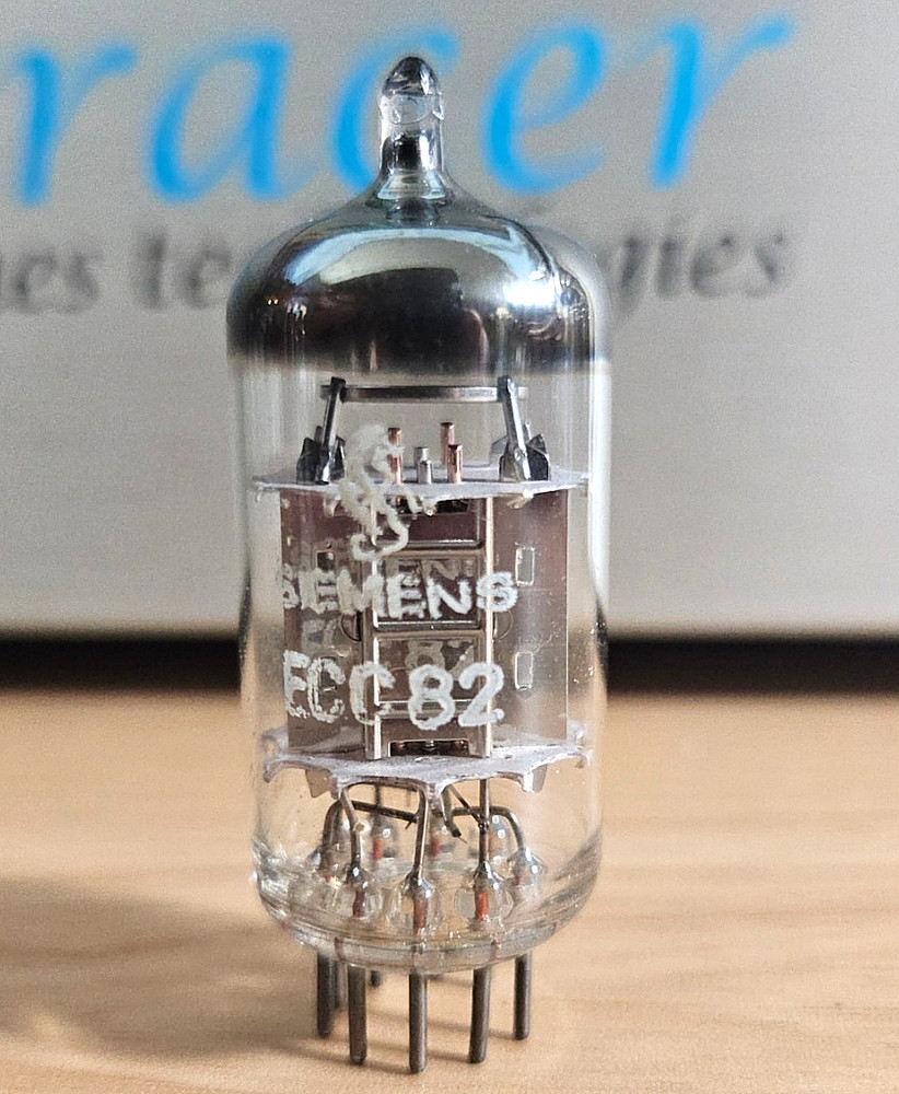 12AU7 SIEMENS ECC82 CHROME PLATE VINTAGE TUBE NOS (1962) *eTracer #SIE2L1
