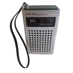 Realistic RS AM FM Solid State Transistor Radio Metal Face Antenna