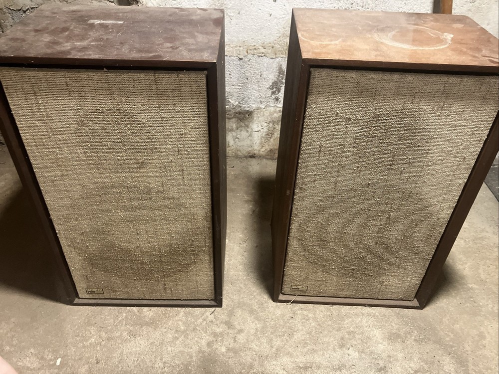 Harman Kardon HK-40 Vintage Floor Standing Speakers Pair