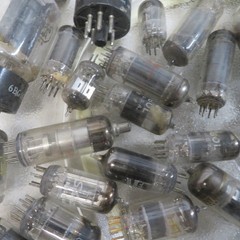 Lot of VTG Vacuum Tubes GE Tung-Sol Raytheon Radio Amp Valves Bulk – for Parts