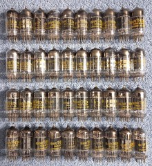 1957 Raytheon 12AU7/ECC82 PLATINUM PLUS GRADE Preamp Tubes Matched Pair 90% NOS!