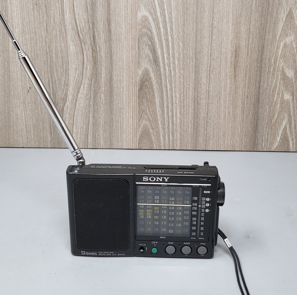 Sony ICF-SW20 9 Band FM/MW/SW Portable World Receiver Radio Japan Works