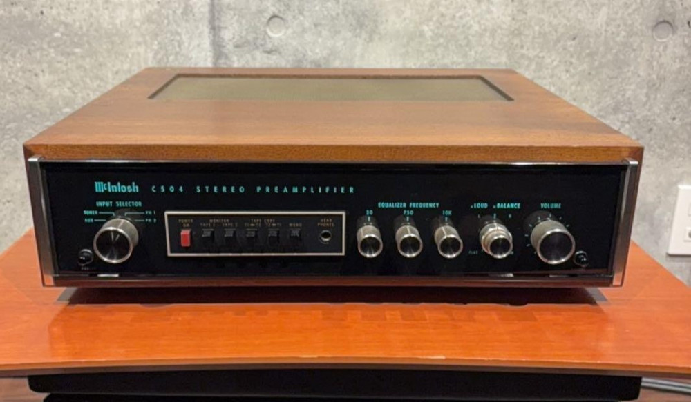 McIntosh C504 Stereo Preamplifier Vintage Hi-Fi Audio Control Preamp