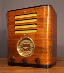 Old Antique Wood Crosley Fiver 517 Vintage Tube Radio -Restored Working Tabletop