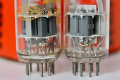 NOS 6DJ8 ECC88 6922 E88CC AMPEREX HOLLAND V-RARE DIMPLE-DISC TUBES MATCHED PAIR