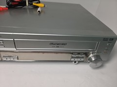 Panasonic SA-HT820V 5-Disc VHS DVD Hi-Fi Player 4-Head with Cables