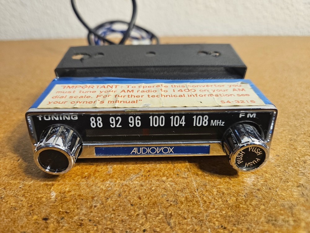 AUDIOVOX FMC-1C FM RADIO converter 12V Japan Parts Repair