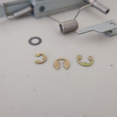 Akai GX-77 Reel to Reel – LEFT Pinch Roller Arm Assembly – Genuine Parts
