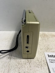 – New Bell Howell FM/MW/SW 9 Band World Receiver Portable Radio