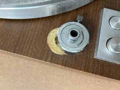 Yamaha YP-B4 Belt Drive Turntable Record Player FOR PARTS/REPAIR powers on
