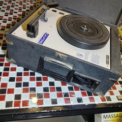 Vintage Califone Phono 1010AV Phonograph 33 45 78 Turntable Record Player