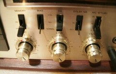 TEAC A-601R works but has few small issues! Real wood case! READ description