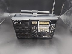 Panasonic Model No. RF-2200 FM/AM/Shortwave 8-Band Portable Radio Tested READ