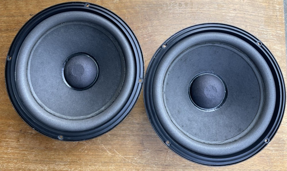 BOSE 301 series II 8” 120713 Woofer Speakers – One Great (new Foam) + 2nd Froze