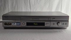 Sony SLV-N750 VCR VHS HI-FI Video Cassette Recorder Player w/ Remote TESTED