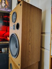 Pair of Vintage Pioneer CS-G303 3-Way Speaker System 120W 35-20 KHz 6ohm READ