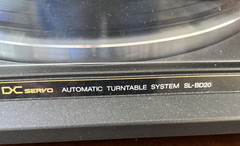 Technics SL-BD20 Belt Drive DC Servo Automatic Turntable