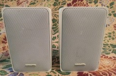 Realistic Minimus 7 Speaker Pair 40-2045 White 40W 8 Ohm Radio Shack Tested