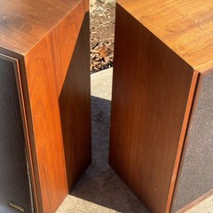 VTG Realistic Optimus 5 Floor Speakers 3-Way Loudspeaker Tested Sound Great