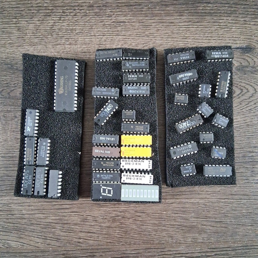 LOT 56 Electronic Chips – Wingshing, Tesla, TI, Beckman, Motorola