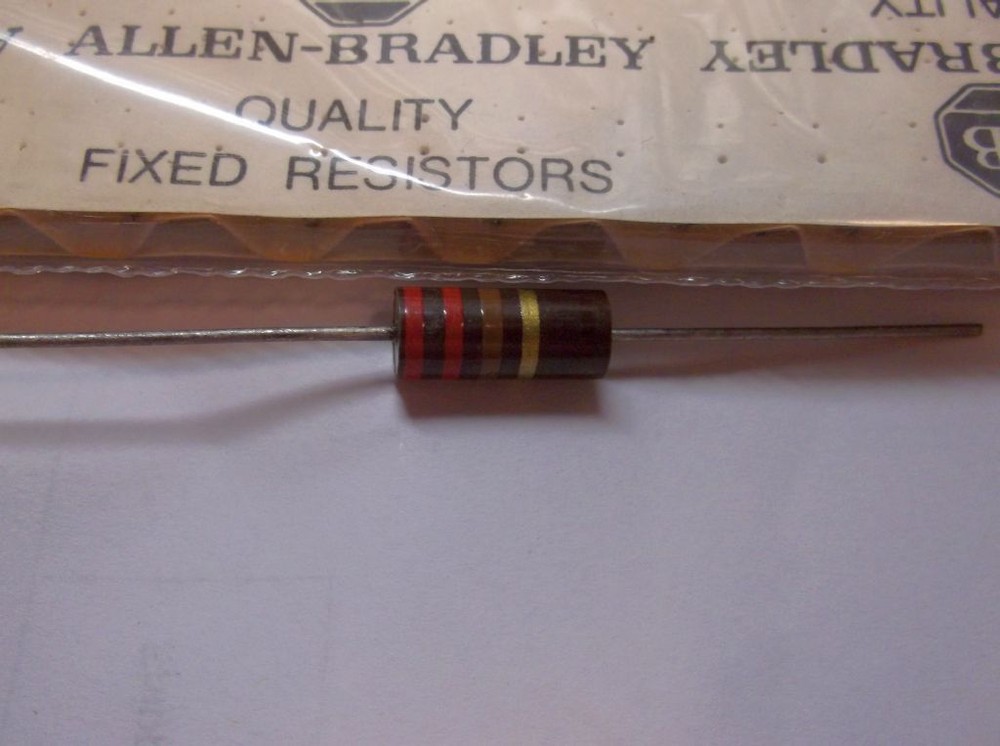 ALLEN BRADLEY 220 ohm 2 watt 5% Carbon Comp Resistor (1)