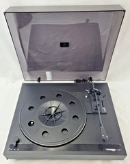 Thorens TD 180 Auto Return Belt Drive Turntable with 33/45/78 Speed PARTS ONLY