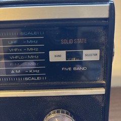 AUDIOVOX VINTAGE 5 BAND RADIO K-50