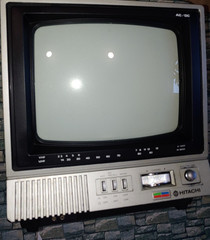 Vintage Hitachi 9″ CT0911 Solid State Color CRT TV Retro Vintage Good