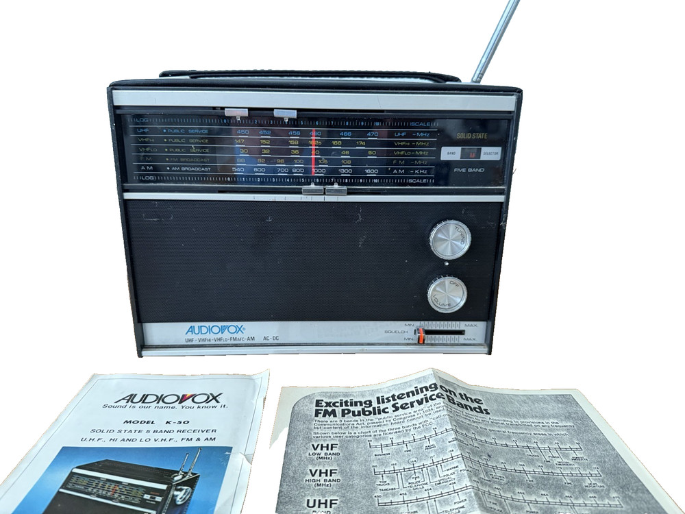 Audiovox K-50 Vintage 5-Band Radio AC/DC