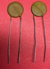 2 pcs RMC MALLORY Capacitor 390 pF 500 V 5% N1500 Ceramic Disc USA
