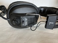 Vintage HD-3030 Stereo Mono Headphones Black Padded Volume Control Multi Jack