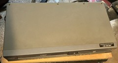 Magnavox MWD2205 DVD/VCR Combo Player VHS & DVD, 4-Head VHS HQ