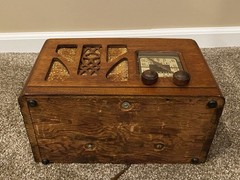 Vintage Detrola Tube Radio Model 3044 Tested Working 43 Watts