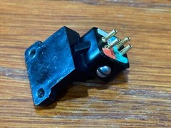 Headshell Std-mount To P-mount Adapter (Black)