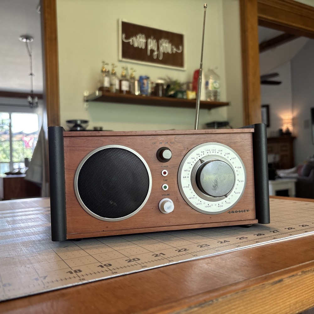 Vintage Radio Crowley Wood AM/FM Radio Partially Broke!