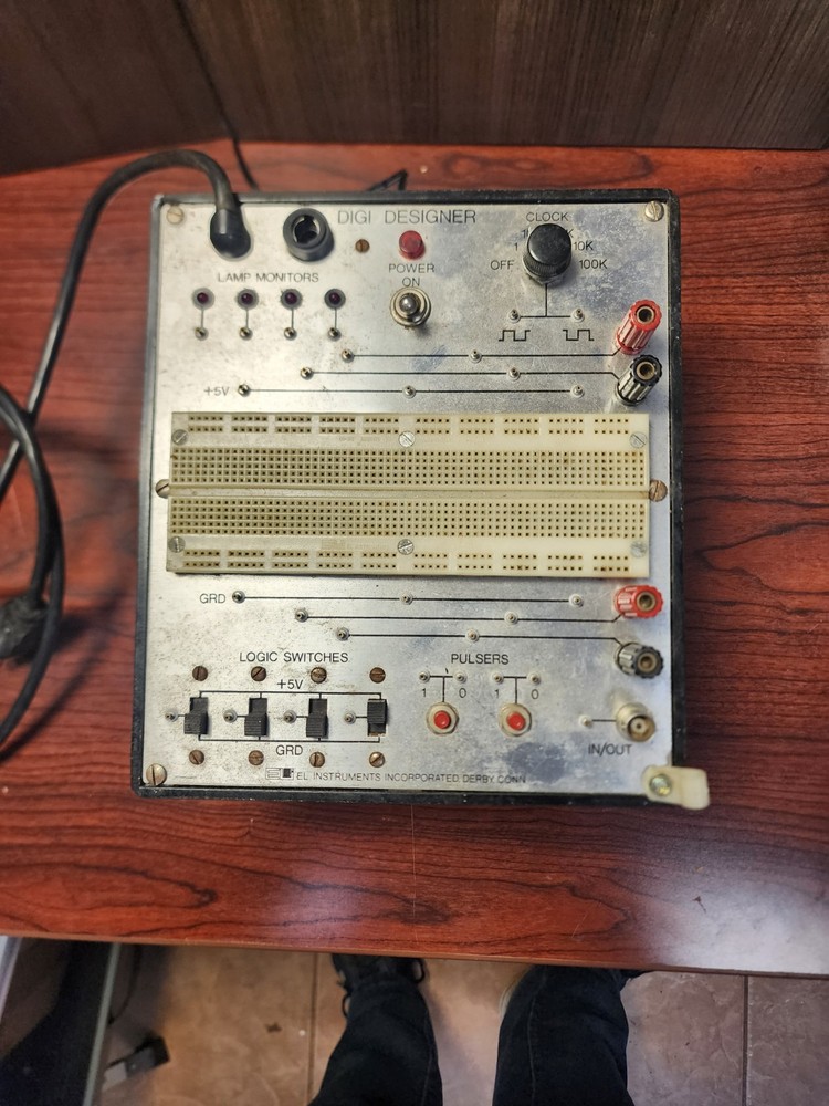 Vintage El Instruments DIGI DESIGNER, TTL Digital Breadboard Trainer