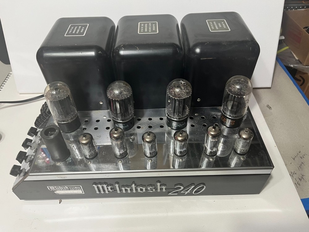 Vintage Mcintosh MC240 Vacuum Tube Power Amplifier Stereo Component,