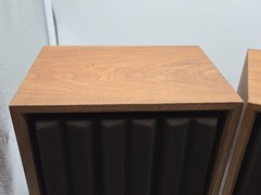 Realistic Minimus-4 Wood Speakers Walnut Bookshelf Radio Shack Tandy 8 Ohm VTG