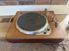Fairchild 440 Belt-Drive Transcription Turntable W/ Audio Technica Cartridge