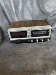 Vintage Zenith Clock Radio Circle of Sound H472 AM/FM Solid State Tested Works