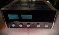 BEAUTIFUL VINTAGE MCINTOSH C-26 PREAMPLIFIER, MC-2105 AMPLIFIER AND MR-74 TUNER!
