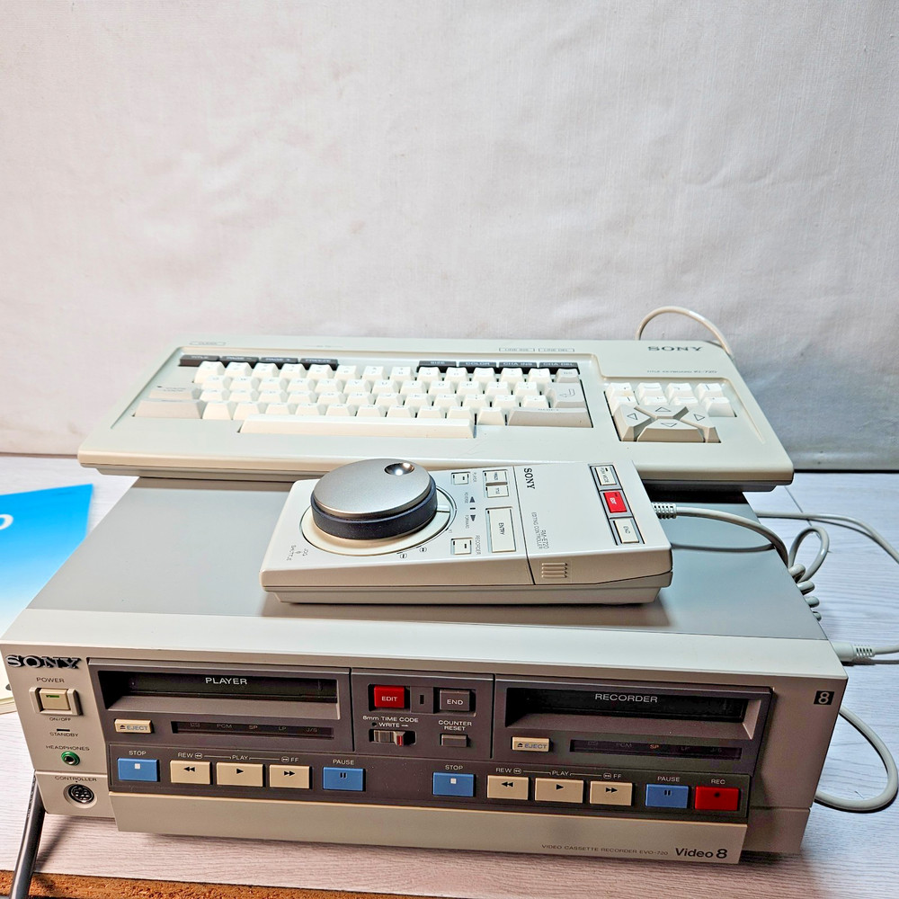 Vintage Sony EVO-720 Video8 Video Cassette Recorder Open Box