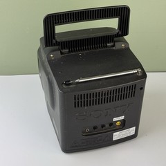 Vintage Sony Mega Watchman FD-525 Portable B&W TV AM/FMRadio Tuner
