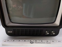 RCA TV 9″ Portable Analog B&W Tested POWERS ON 336H 2813833-1 Made In TAIWAN