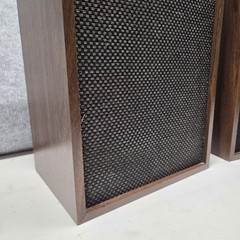Vintage Sears Bookshelf Speakers Pair Walnut Woodgrain 16″ Tested Working